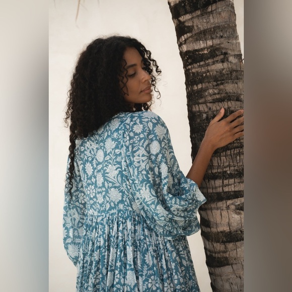 NWT-Arctic Blue Floral Boho Dress - Picture 4 of 8